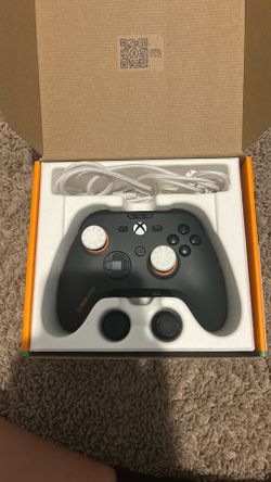 Scuffed gaming controller. NO TRADESS!