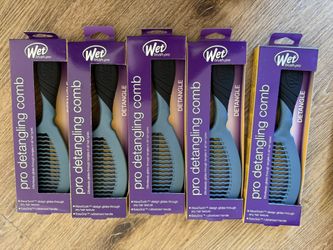 Wets Pro Detangler Comb Brush New