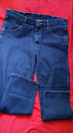 Russell navy blue jeans, Size 36x29 in excellent condition