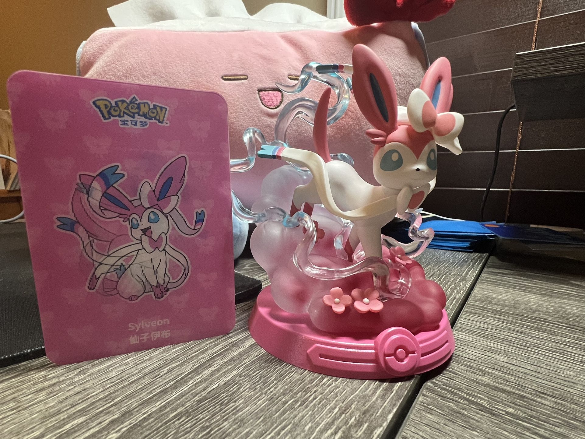 Sylveon Pokemon Figure