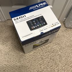Alpine iLX-F511 11” AV Receiver