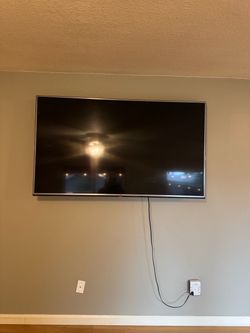 LG 65” 4K UHD Smart TV – Huge Screen – Excellent Condition