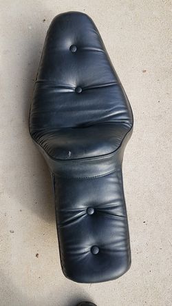 1995 Harley Davidson FXDWG OEM seat
