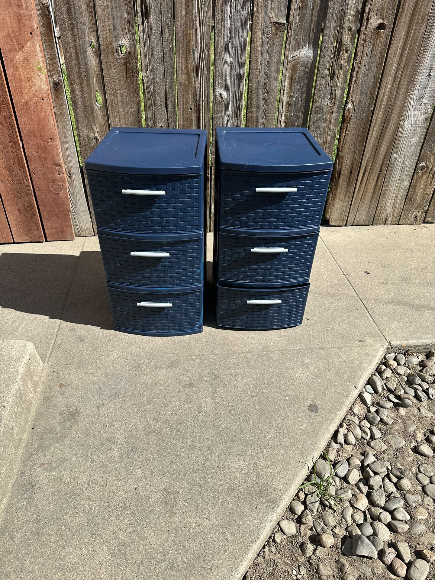 Sterilite Weave Containers 
