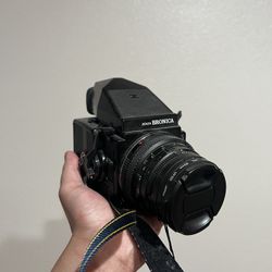 Zenza Bronica ETRSi Film Camera