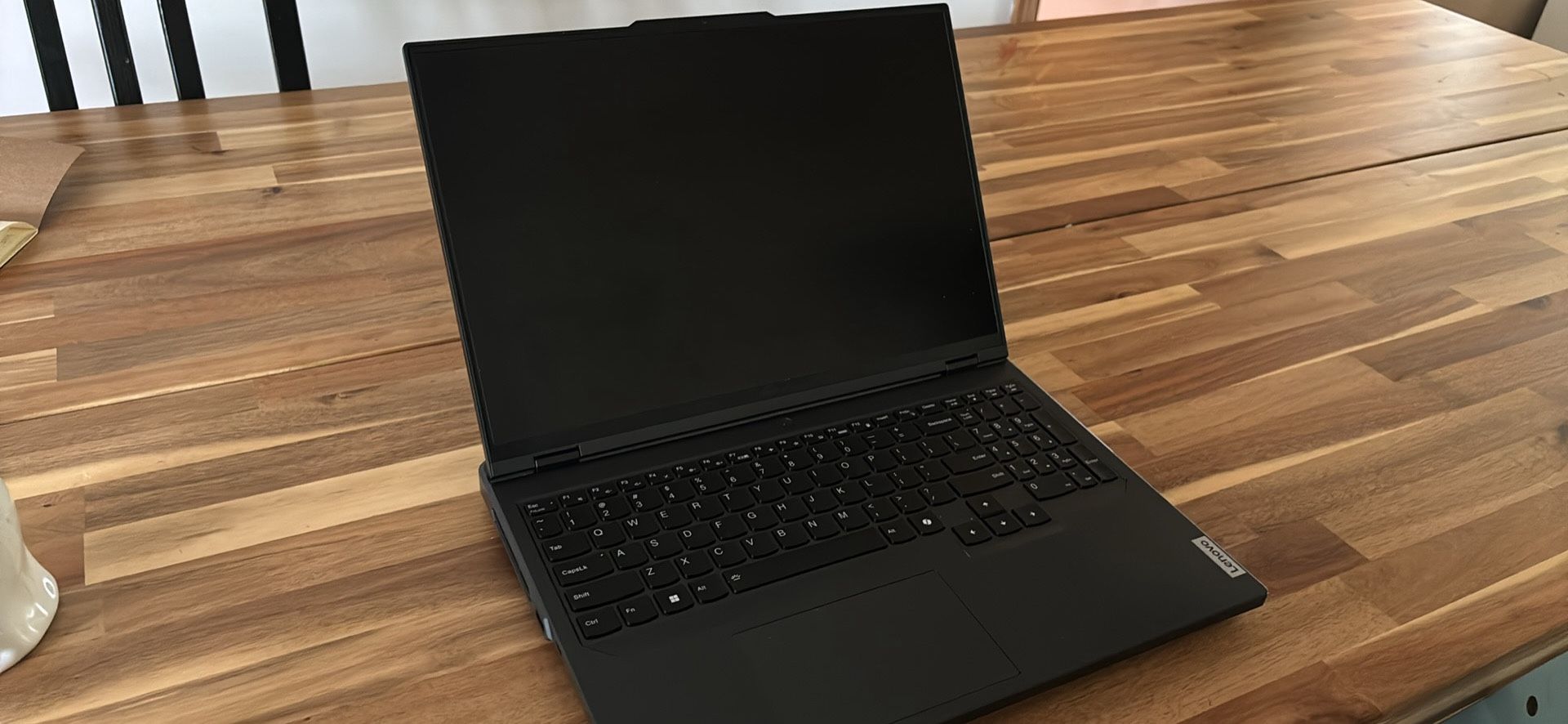 legion pro 5 16irx9 - Black - 16in Screen