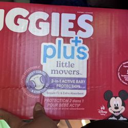 New Huggies +plus little movers size 6 126 count 