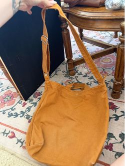 BAGGU Duck Bag Canvas Tote Crossbody Adjustable Strap Caramel Brown