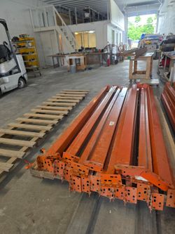 Pallet Rack Beams / Vigas para Racks de Almacén – Heavy Duty