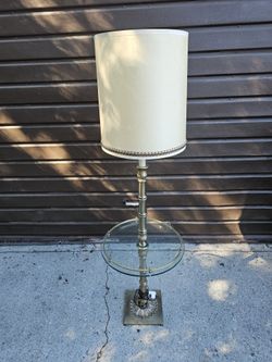 Mid-century Modern Hollywood Regency Style Floor Lamp By Stiffel! Circa 1960's!