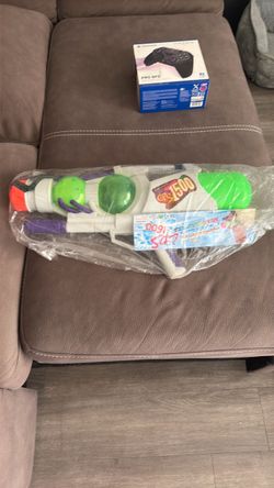 Water gun super soaker