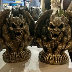 Halloween Gargoyle Statue 