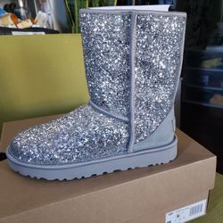 Ugg  Boots New  8 