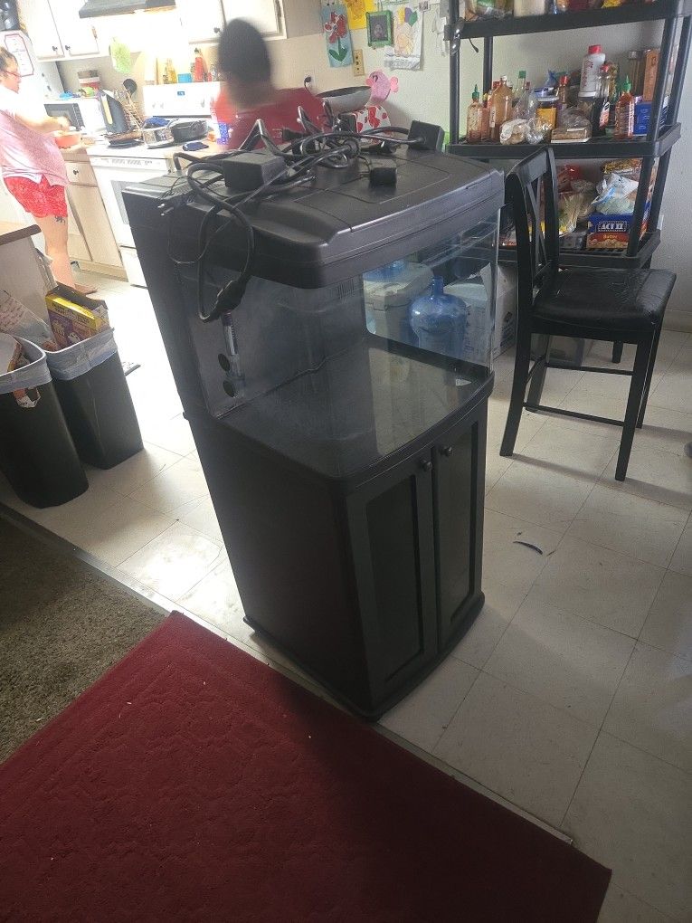 32 gallon Aquarium fish tank