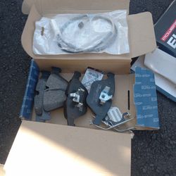 Front Brake Pads For Bmw 328i 2008-2013 And Sensors 