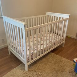 2 In 1 Crib / Day Bed 