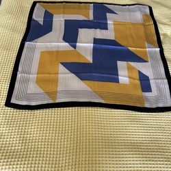 Geometric Pattern Scarf