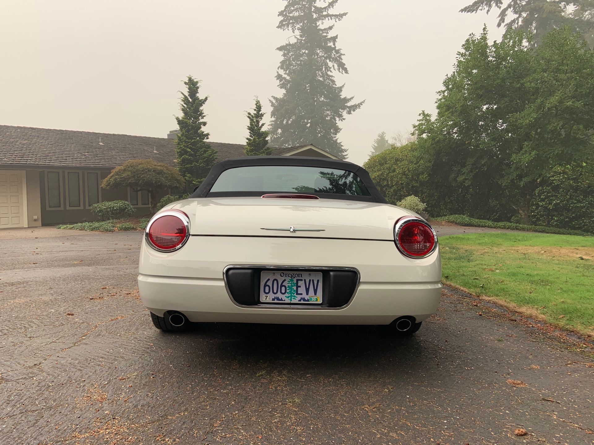 2002 Ford Thunderbird
