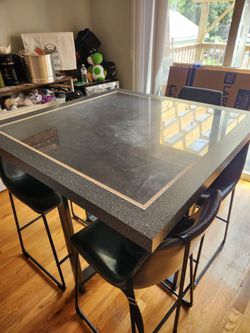 Square table *no chairs*