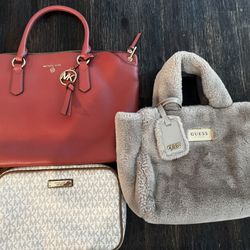 Michael Kors (2) Guess (1) Bags