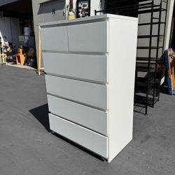IKEA 6 Drawer Chest Dresser White Excellent Condition