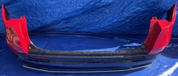 HONDA HR-V EX-L REAR BUMPER COVER ASSEMBLY W/PARK ASSIST RED (R81) 23-26