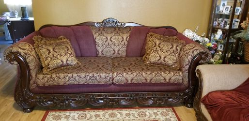 Sofa and loveseat Big price drop, From $1,200 to $800 Cash