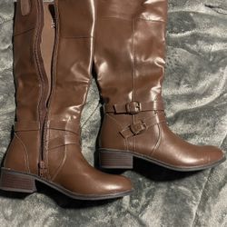 Womans high boots