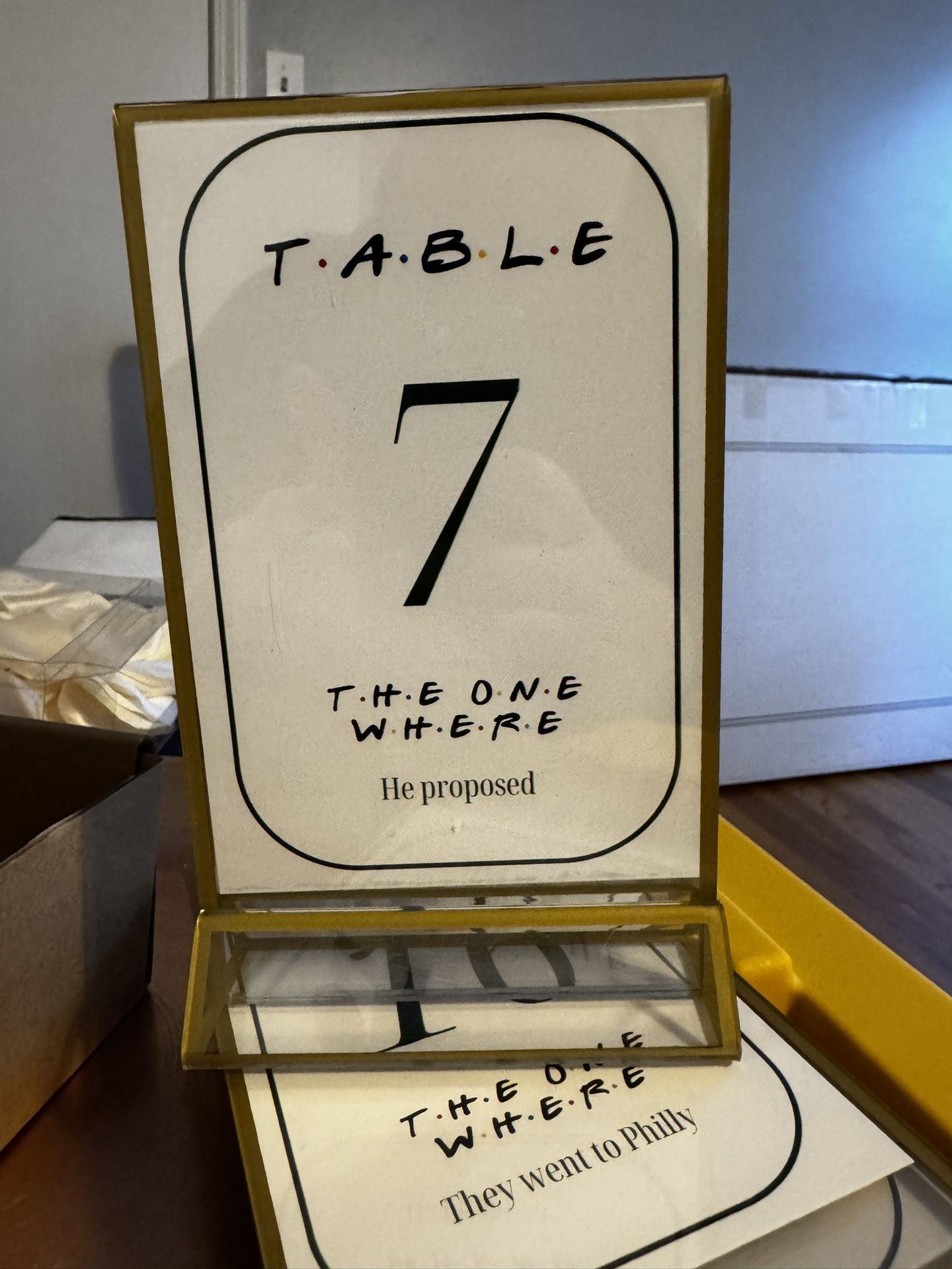 16 4x6 Photo Table Stands