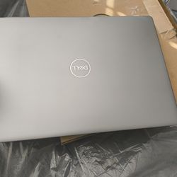 Dell Latitude 7450 – Reliable Business Laptop with Premium Performance