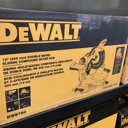 DeWalt 12” Dlouble Bevel Sliding Miter Saw  