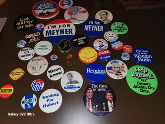 Political Buttons: Nixon, Carter, Humphrey, McGovern...