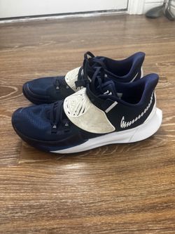 Nike KYRIE LOW 3 TB