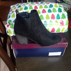 Booties size 6