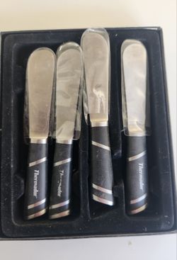 Thermador Stainless Steel Spreader Knife Set of 4