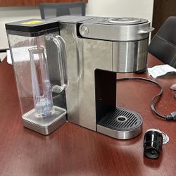 NEW** Keurig K-Cafe Essentials ** Latte / Cappuccino / Frother ** for Sale  in San Diego, CA - OfferUp