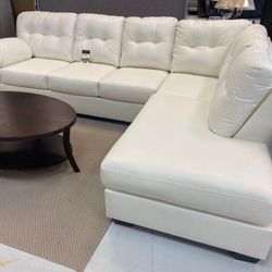 Donlen 2 Piece Sectional with Chaise