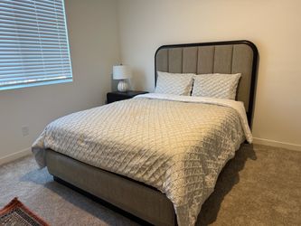 Ashley Queen Bedroom Set – 10 Months Old