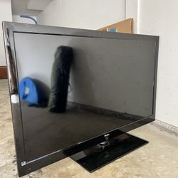 55” Flat Screen W/Roku Stick 