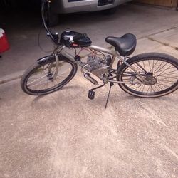 100 CC 2 Stroke Bike. 