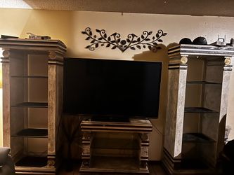 Free Entertainment center free