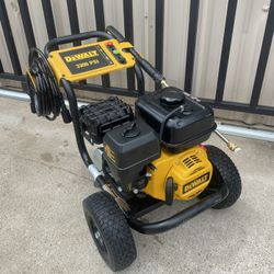 Dewalt 3300psi Pressure Washer