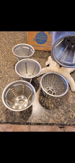 Wear Ever salad maker