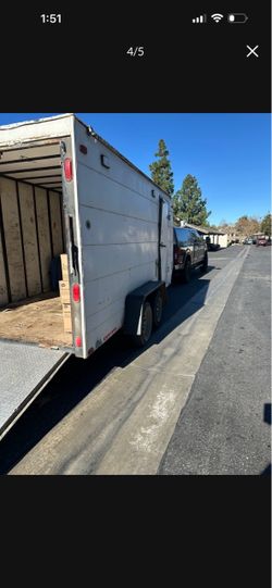 Enclosed trailer