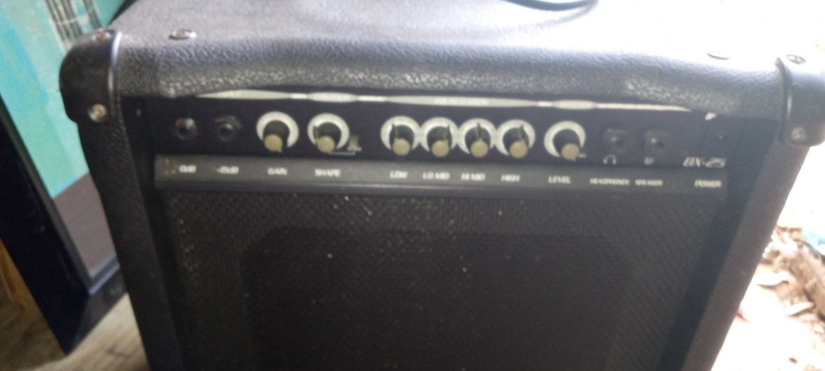 Crate 12 Inch Bass Amp