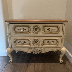 Vintage dresser/Entry Table