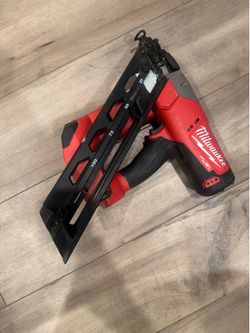 Milwaukee Finish nailer “Like New”