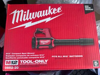 Milwaukee M12 compact spot blower