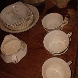 Fine China 29 Piece Homer Laughlin