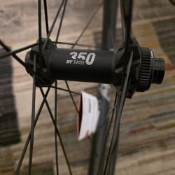 DT SWISS XM 1700/ SuperBoost 29rs